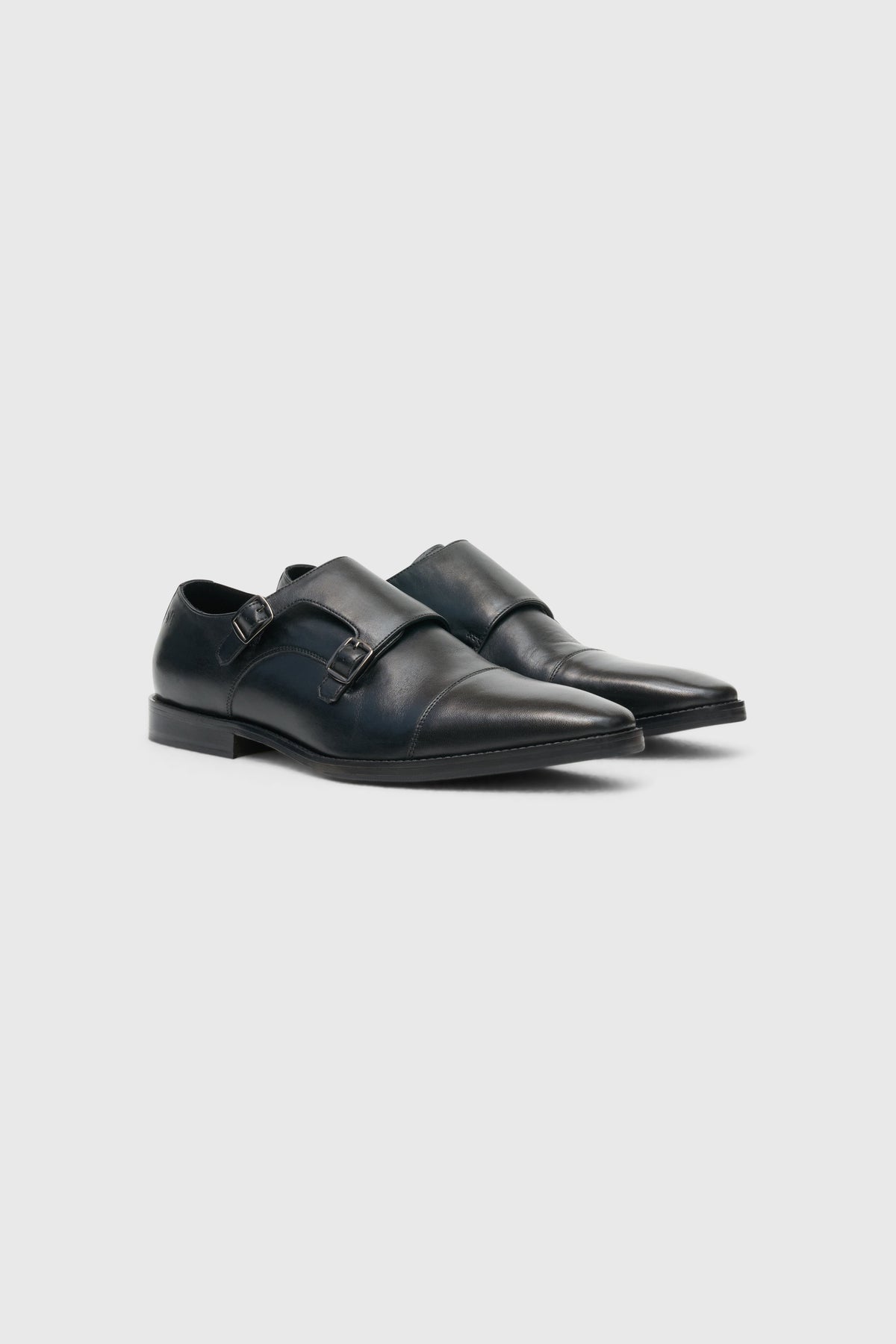 MensuitesShoesandbelts0036.jpg 
